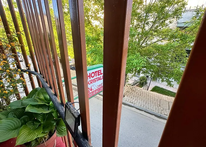 酒店 Kristali Peshkopi