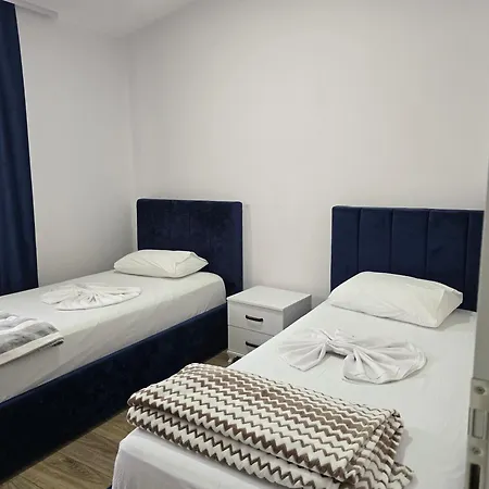 Kristali Hotel 3*